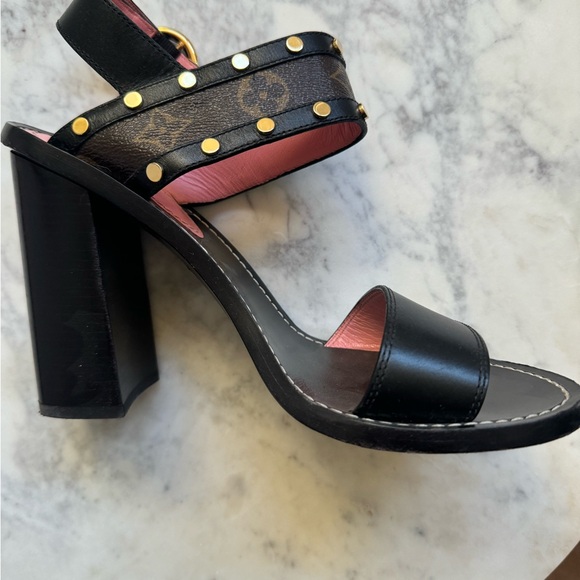Louis Vuitton chunky sandal, Only a few made! - Picture 3 of 3
